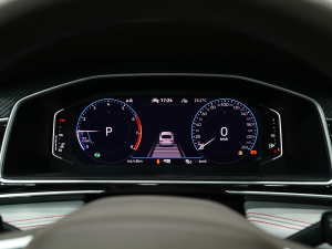 2022380TSI ԄR-LineŞ7 п؅^