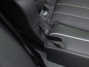 2022330TSI ԄӃR-LineԽ g