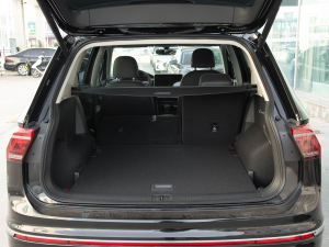 2022330TSI ԄӃR-LineԽ g