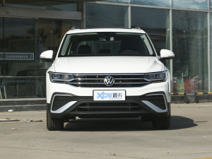 2022款330TSI 自动两驱智享版 正前