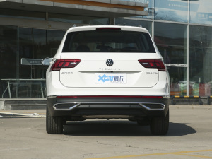 2022款330TSI 自动两驱智享版 正后	
