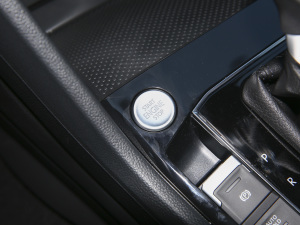 2022330TSI ԄӃ п؅^