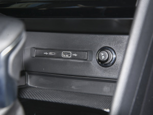 2022330TSI ԄӃ п؅^