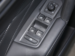 2022330TSI ԄӃ п؅^