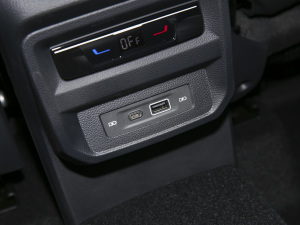 2022330TSI ԄӃ п؅^