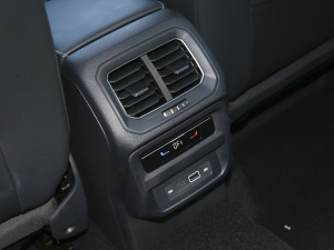 2022330TSI ԄӃ п؅^