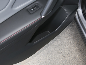 2022330TSI ԄӃR-LineŞ Tg