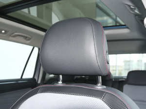 2022330TSI ԄӃR-LineŞ g