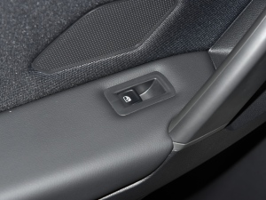 2022330TSI ԄӃ ܇ƅ^