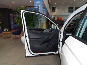 2022330TSI ԄӃ {λ܇T