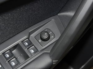 2022330TSI ԄӃ п؅^