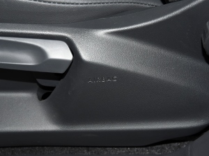 2022330TSI ԄӃ п؅^