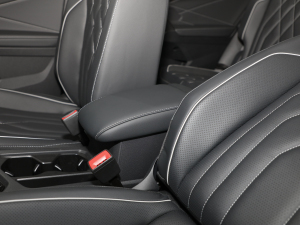 2022380TSI ԄR-LineԽ7 