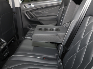 2022380TSI ԄR-LineԽ7 