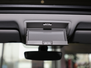 2022380TSI ԄR-LineԽ7 g