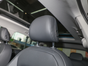 2022380TSI ԄR-LineԽ7 g