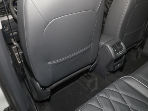 2022380TSI ԄR-LineԽ7 g