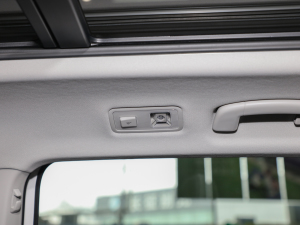 2022380TSI Ԅ(dng)(q)R-LineԽ7 п؅^(q)