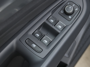 2022330TSI ǿպA п؅^