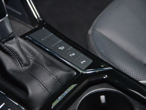 2022430PHEV ӺA п؅^