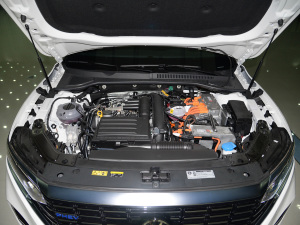 2022430PHEV ӺA l(f)әC