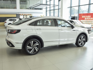 2022款380TSI 四驱旗舰版 正侧（右）