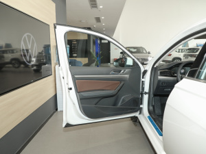 2022280TSI DSGA {λ܇T