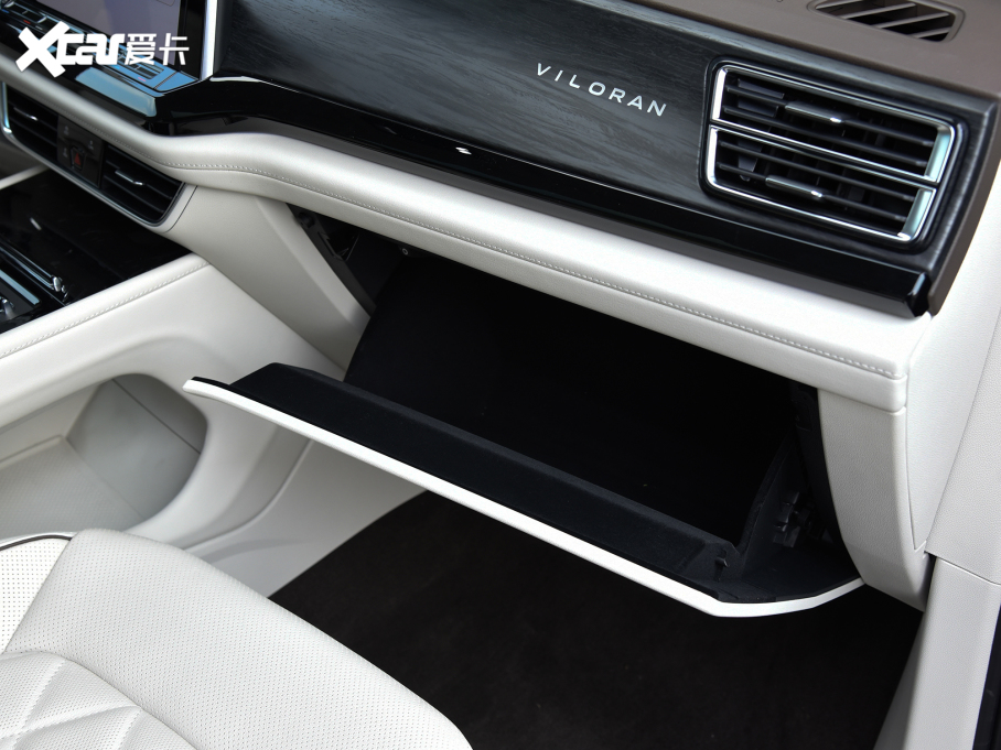 2022����Ȼ 380TSI ���F��