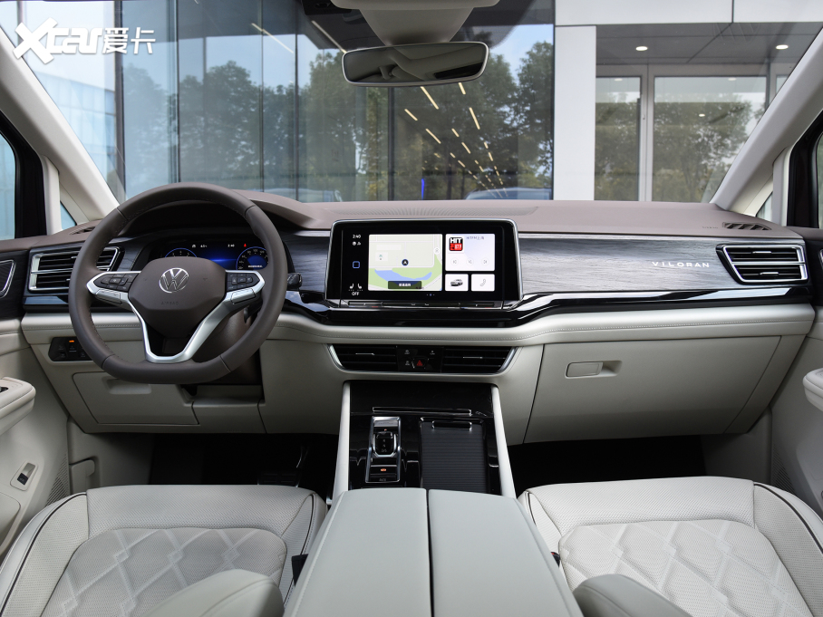 2022����Ȼ 380TSI ���F��