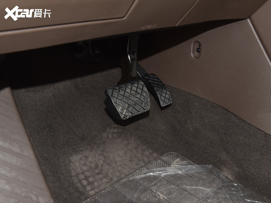 2022����Ȼ 330TSI �̄հ�