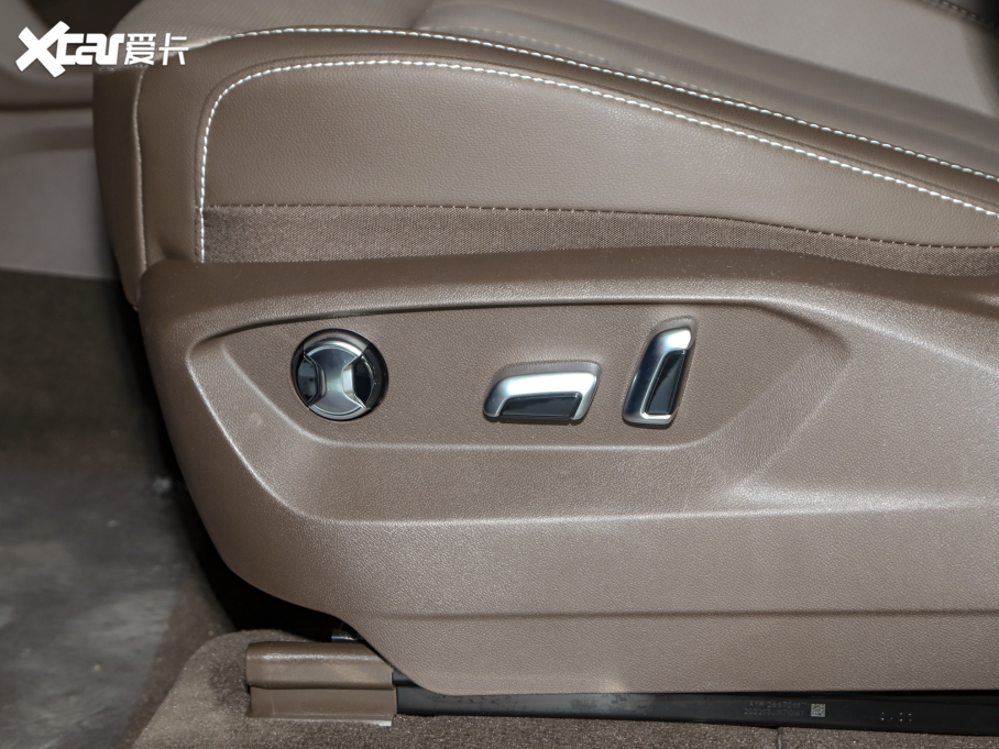 2022����Ȼ 380TSI ���Y��