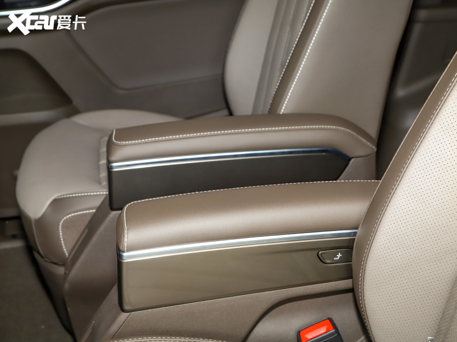 2022����Ȼ 380TSI ���Y��