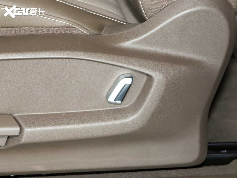 2022����Ȼ 380TSI ���Y��