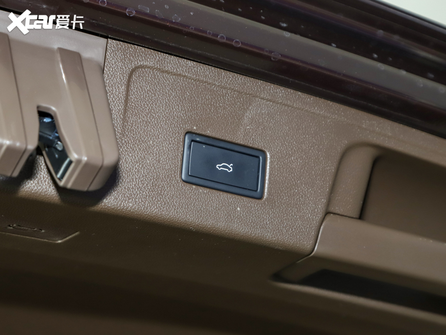 2022����Ȼ 380TSI ���Y��