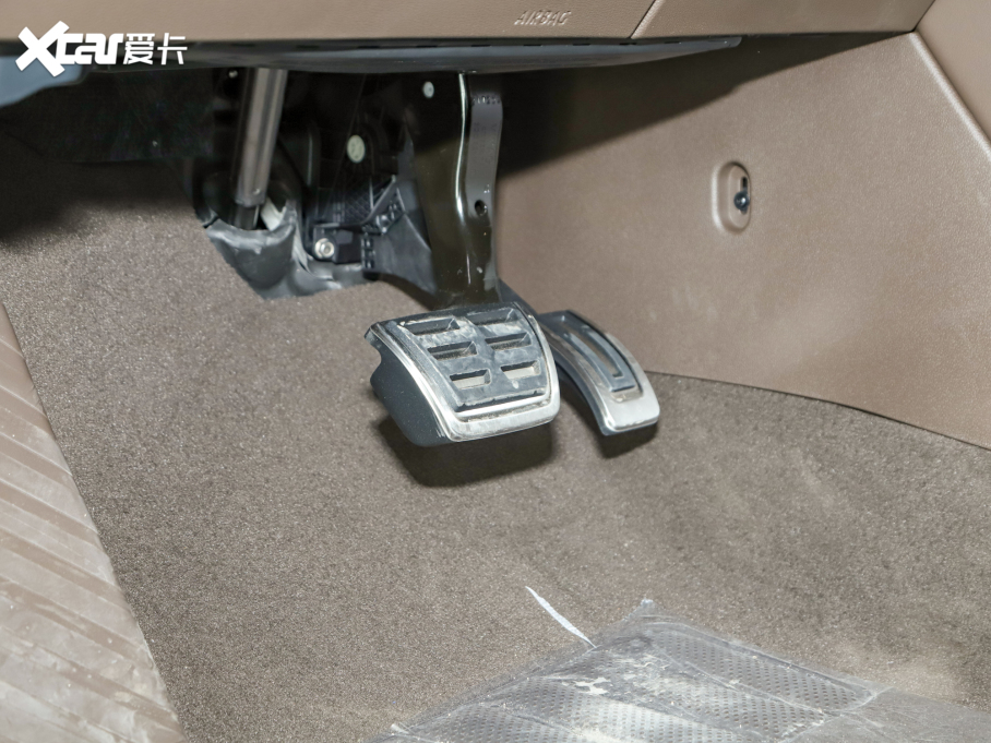 2022����Ȼ 380TSI ���Y��