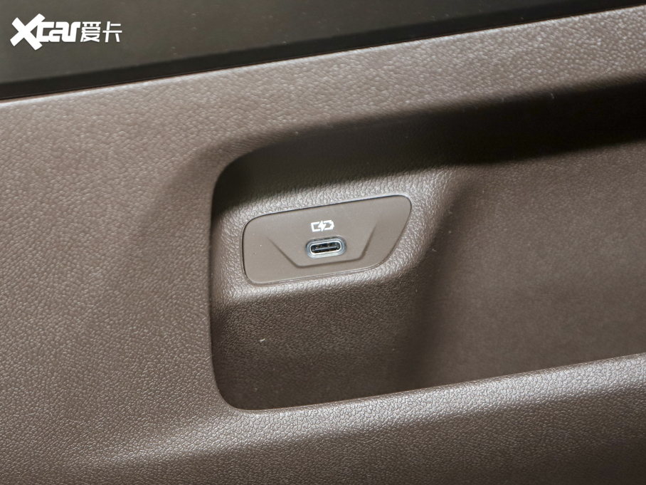 2022����Ȼ 380TSI ���Y��