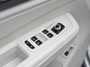 2022380TSI Ş {܇ƅ^	