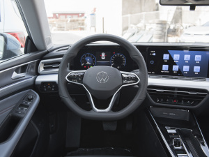 2022L 280TSI DSG п؅^