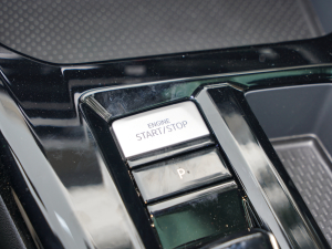 2022L 280TSI DSG п؅^