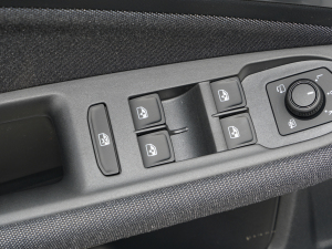 2022L 280TSI DSG п؅^