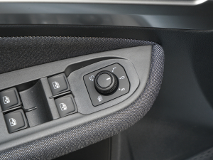 2022L 280TSI DSG п؅^