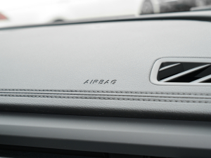 2022L 280TSI DSG п؅^