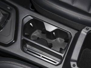 2022款280TSI 两驱豪华版 前排杯架