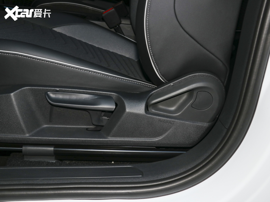 2022���ID.3 Pure ������