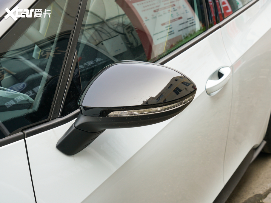 2022���ID.3 Pro �O�ǰ�