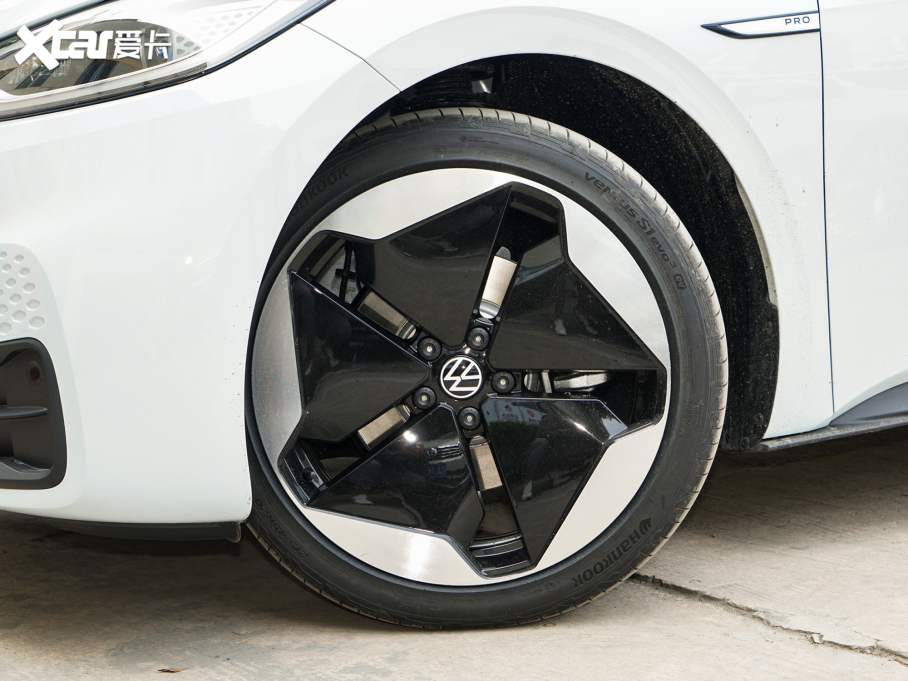 2022���ID.3 Pro �O�ǰ�