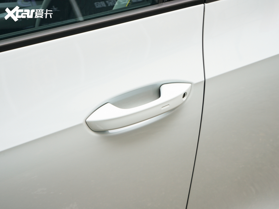 2022���ID.3 Pro �O�ǰ�