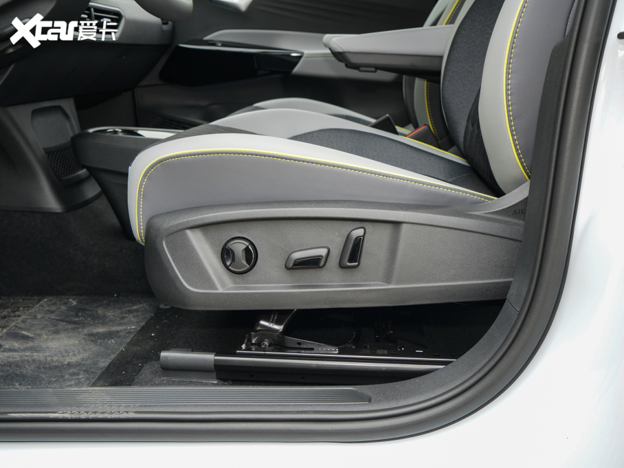 2022���ID.3 Pro �O�ǰ�