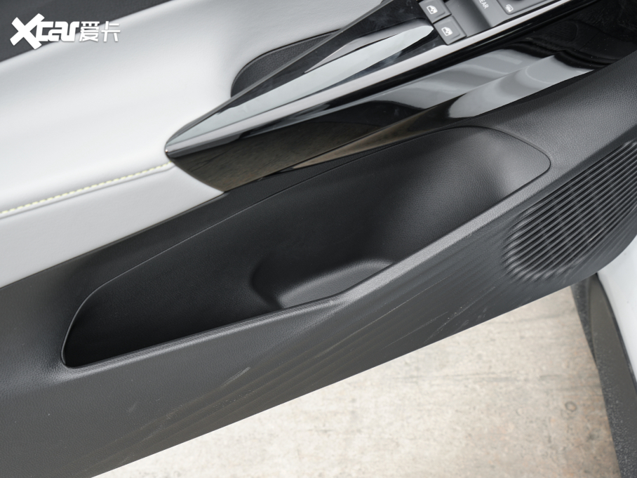 2022���ID.3 Pro �O�ǰ�