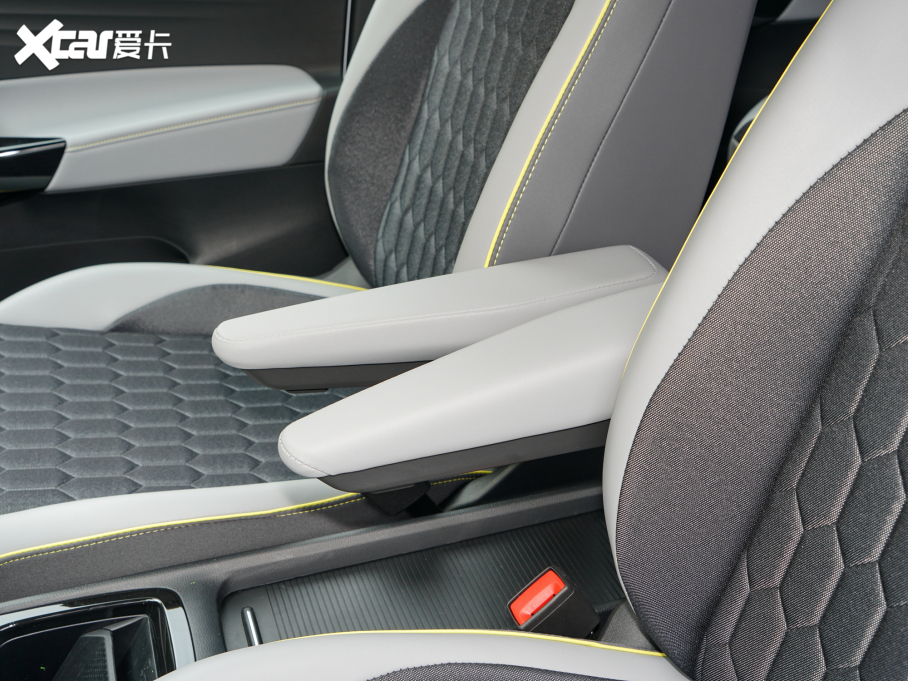 2022���ID.3 Pro �O�ǰ�